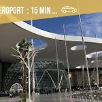 Sarah I 92 M I Piscine I Quartier Hivernage