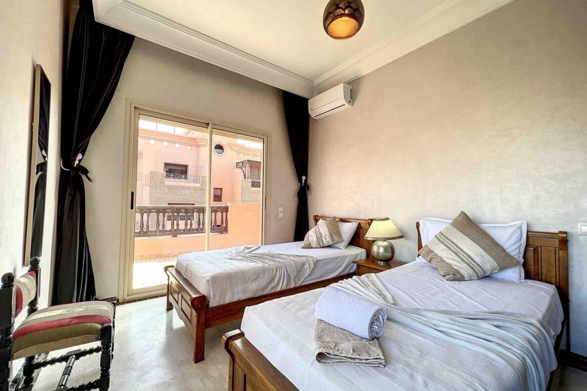 Appartement Sarah I 92 M I Piscine I Quartier Hivernage *